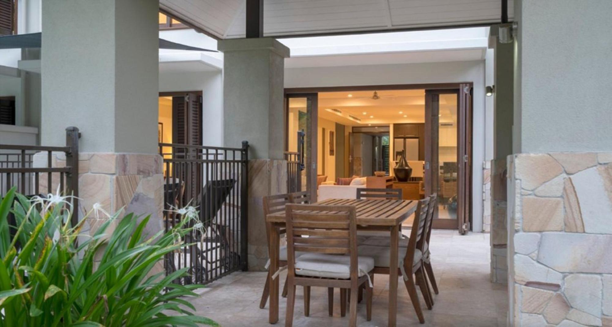 Luxury Apartments At Temple Resort And Spa Port Douglas Zimmer foto
